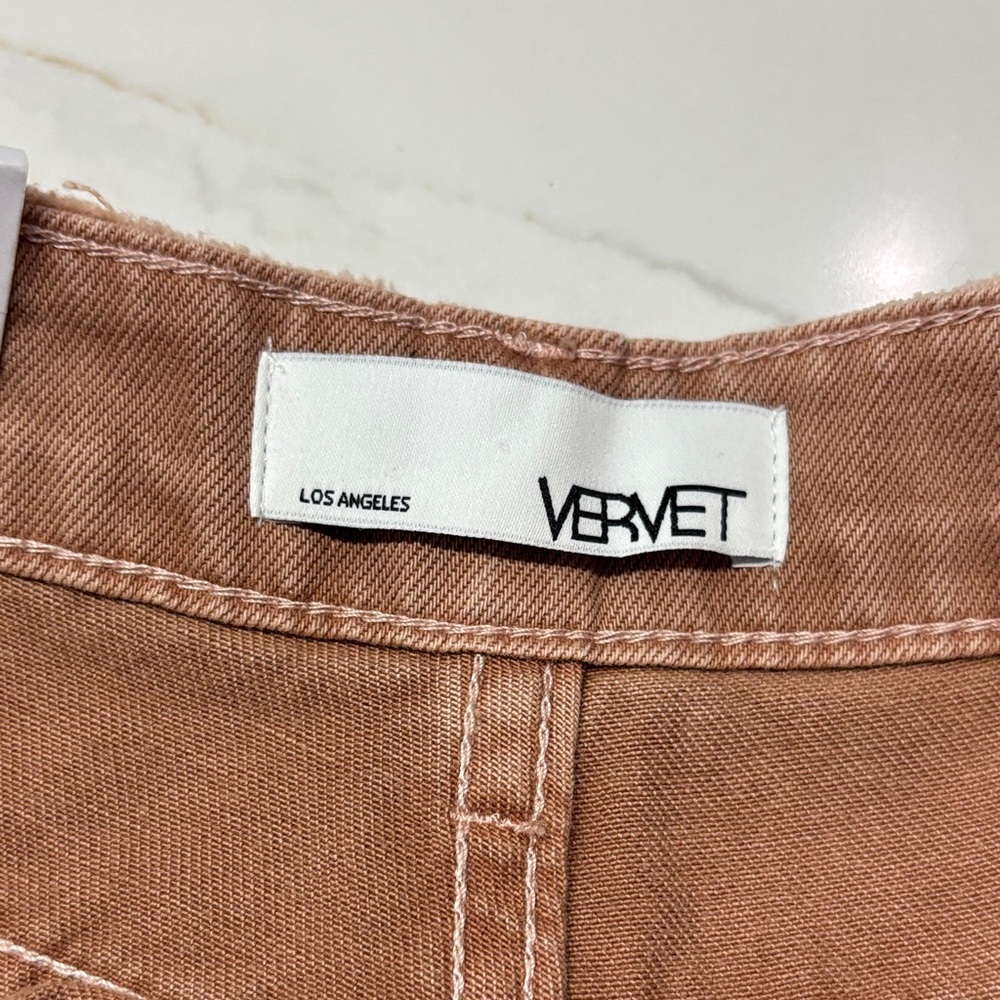 Vervet high rise Women's Frayed Brown Jean Shorts - Picture 5 of 15